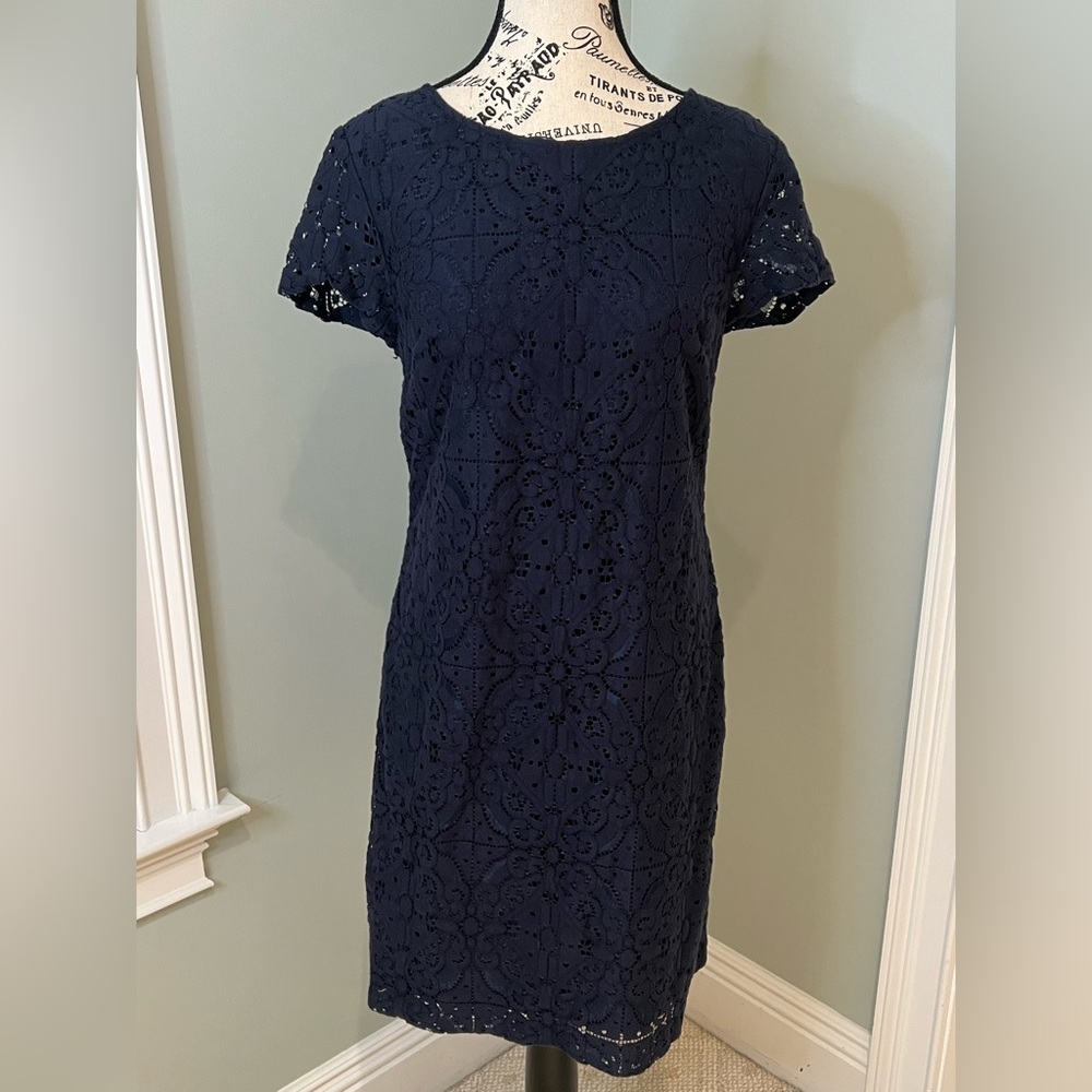 Banana Republic Navy Lace Sheath Dress | Size 6 | Zipper Back | Like New - Picture 3 of 13